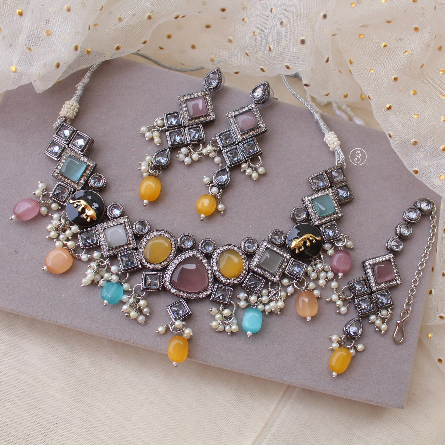 Multi Monalisa Stones Sabyasachi Inspired Necklace Set