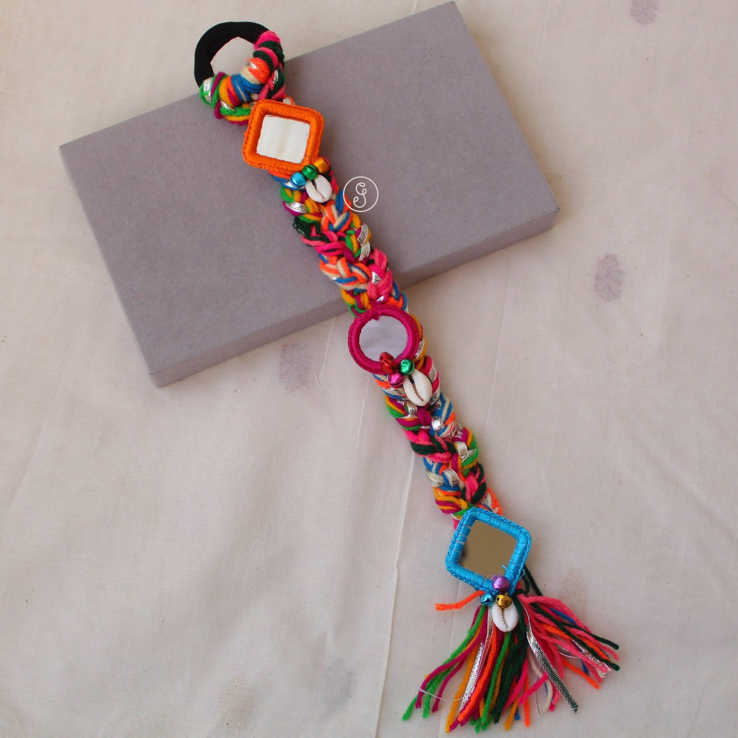 Pretty Mirrors & Charms Hair Braid With Rubber Band