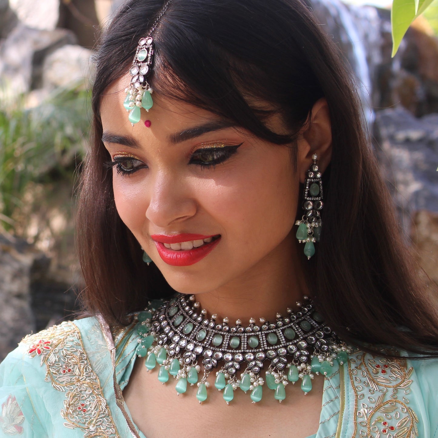Premium Quality Turquoise Necklace Set With Tika