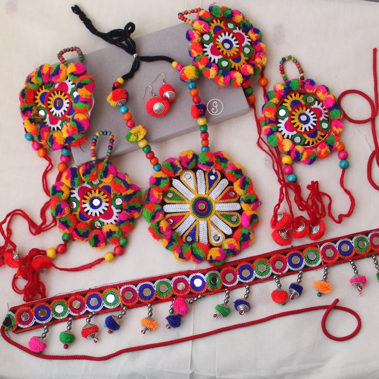 Colourful Gamthi Jewellery Combo Set (5 items)
