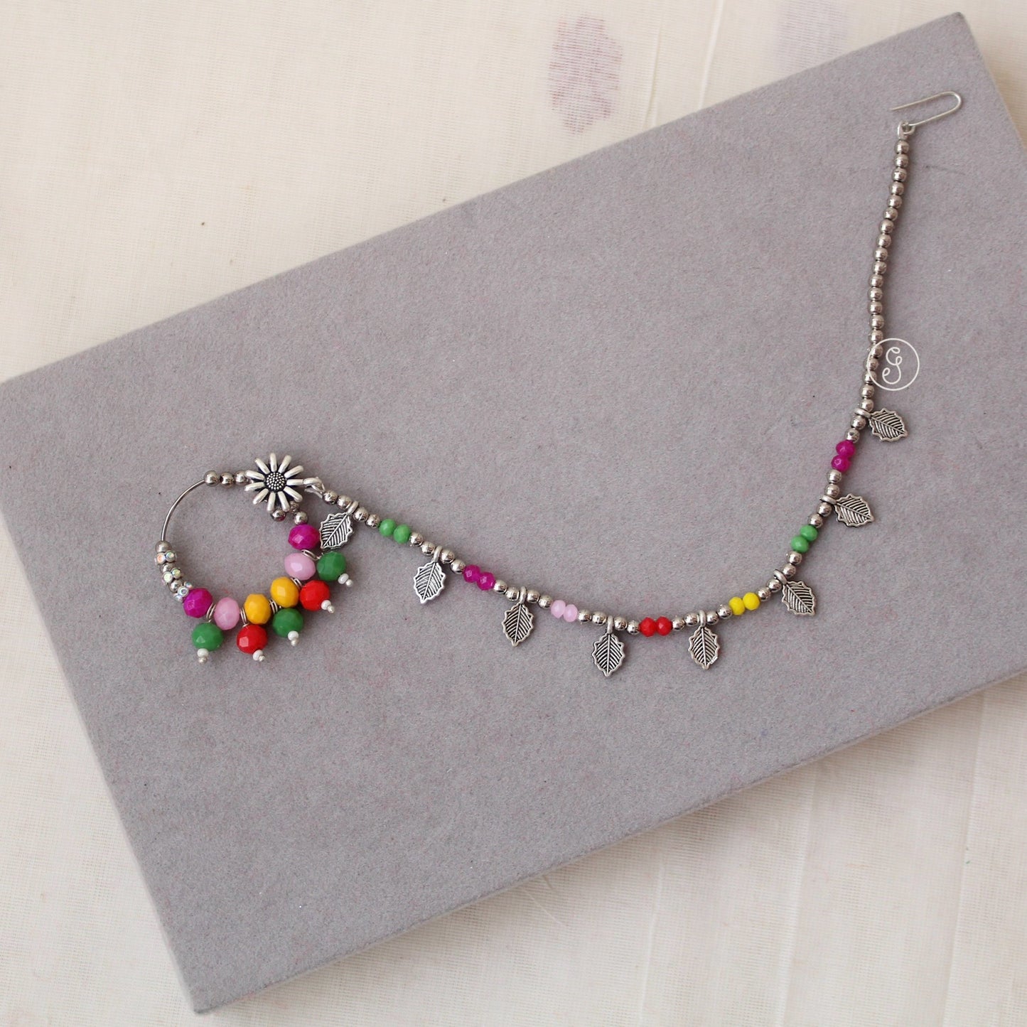 Pretty Multicoloured Oxidised Silver Press-on Nath