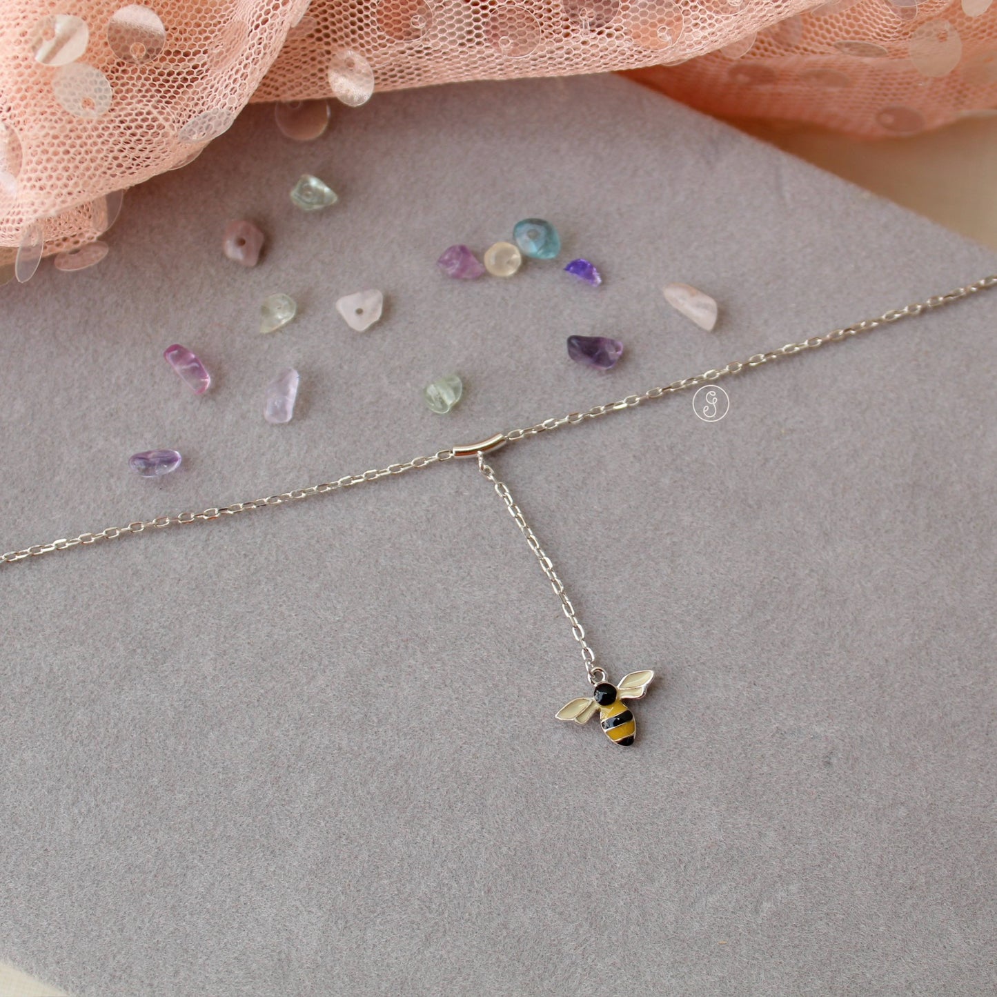 92.5 Pure Silver Sleek Anklet With A Cute Bee Charm