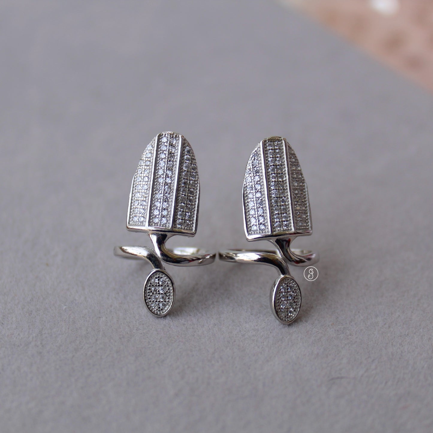 92.5 Pure Silver Unique Pair of Nail Accessory