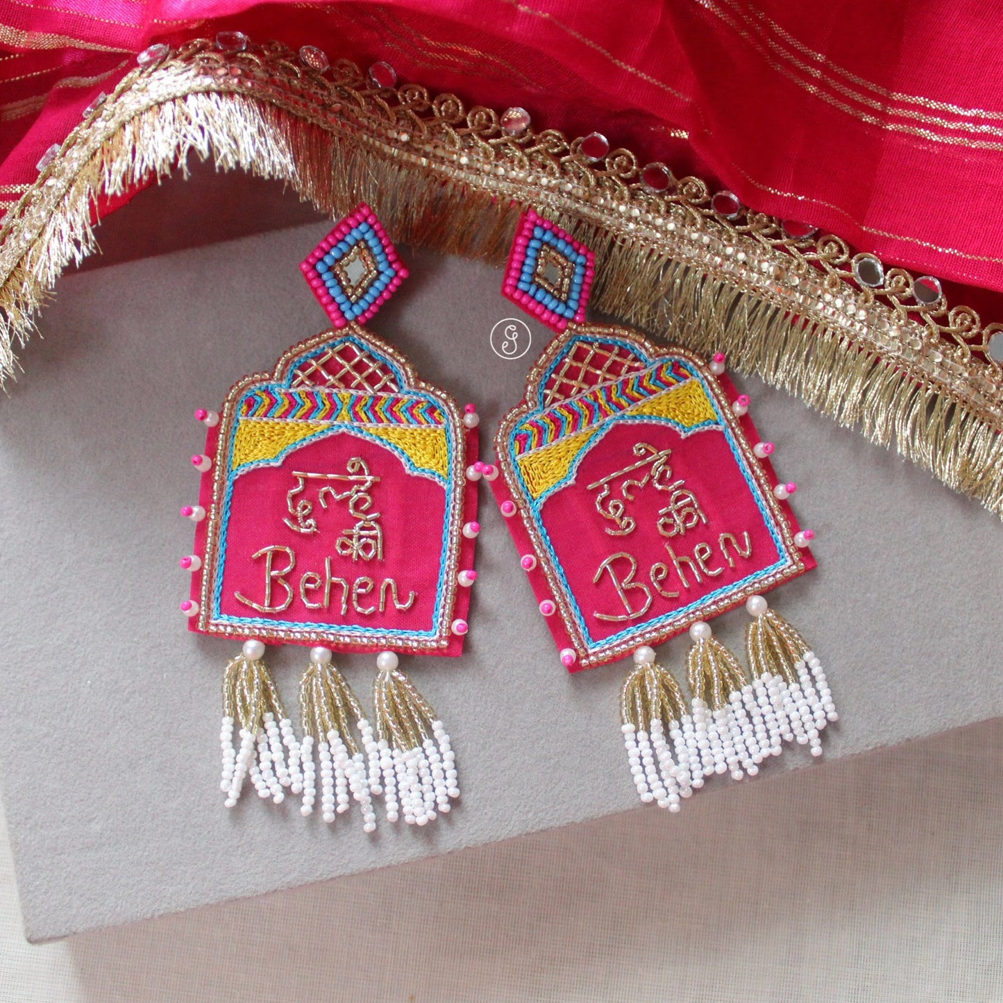 Unique Wedding Earrings for Groom’s Sister