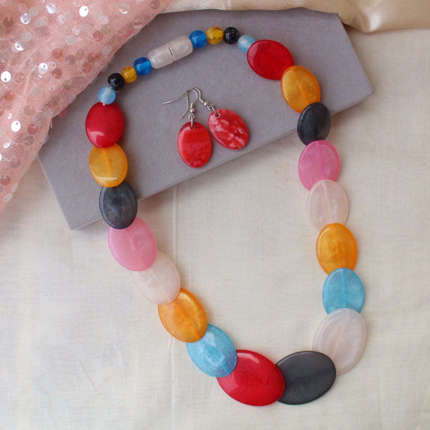 Multicoloured Resin Necklace Set