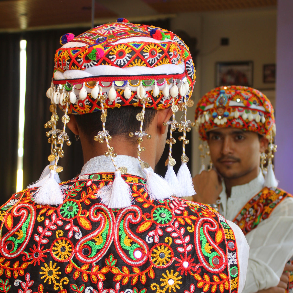 Statement Handcrafted Navratri Pagdi