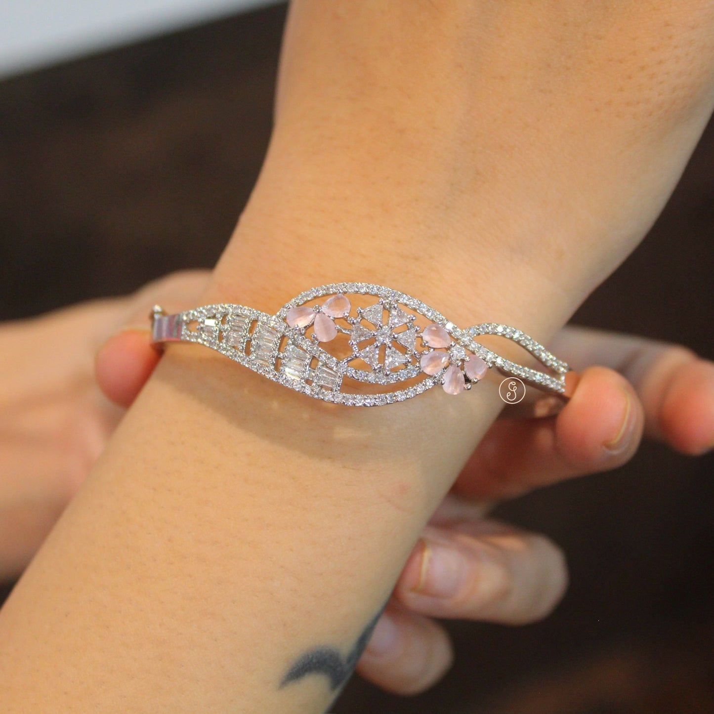 Real Diamond Lookalike Silver Toned Bracelet