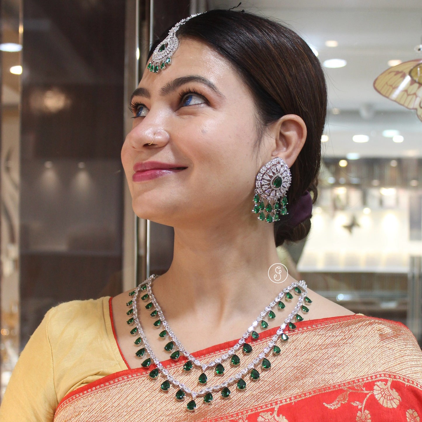 Emerald Green Silver-Toned Necklace Set