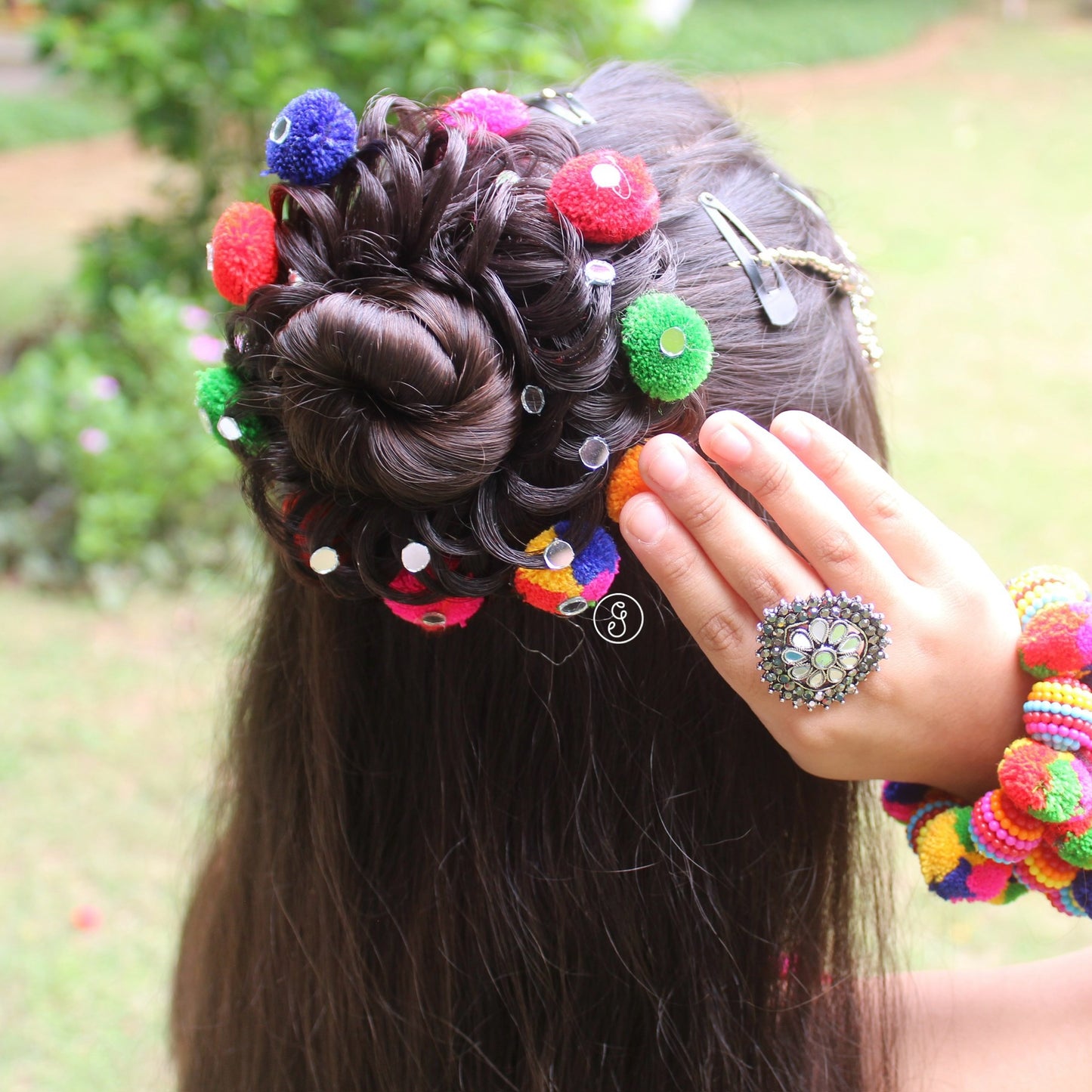Classy Messy Hair Stretchable Bun With Pom-Pom