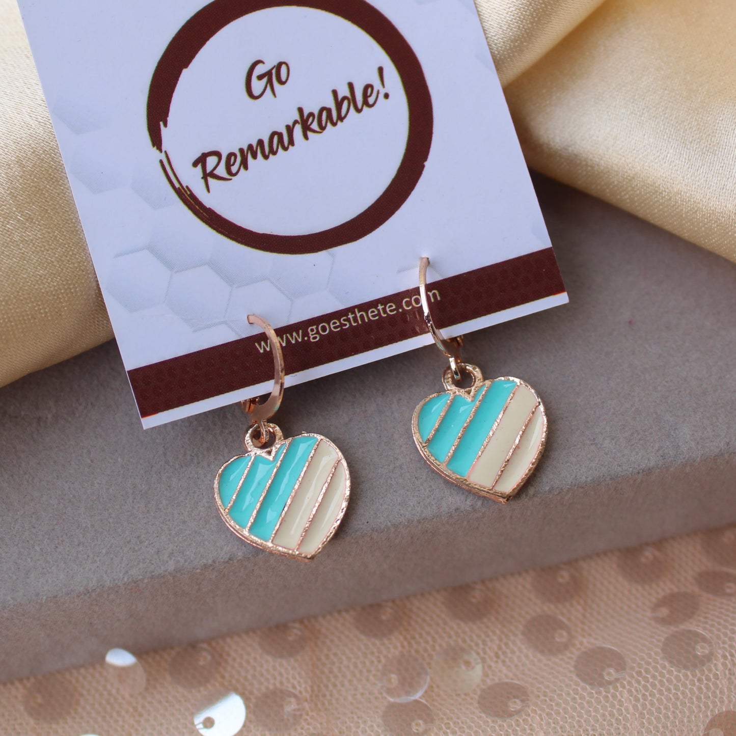 Lovely Mini Hoop Earrings With Heart Charms