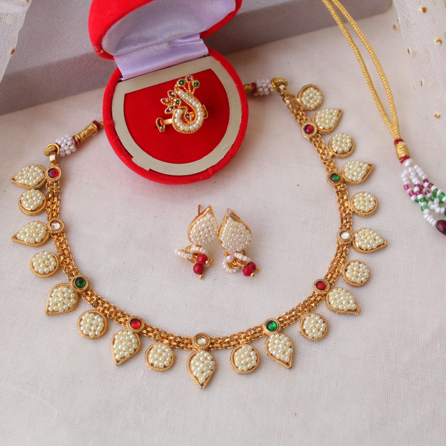 Handcrafted Heritage Pacchi Necklace Set