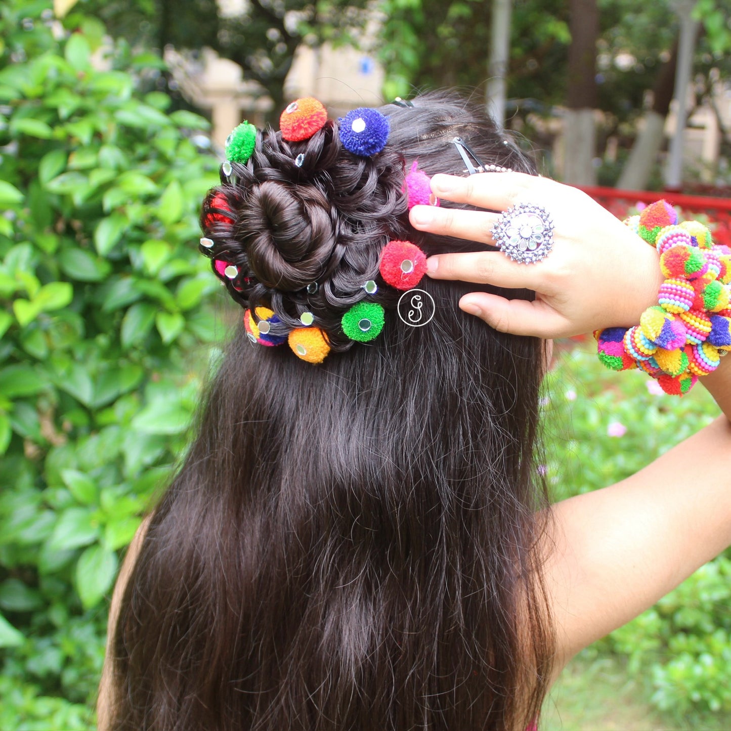 Classy Messy Hair Stretchable Bun With Pom-Pom