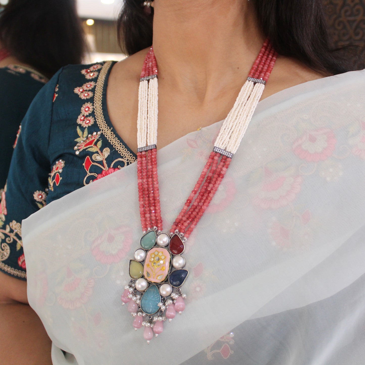Classic Multi-Stones Embedded Necklace Set