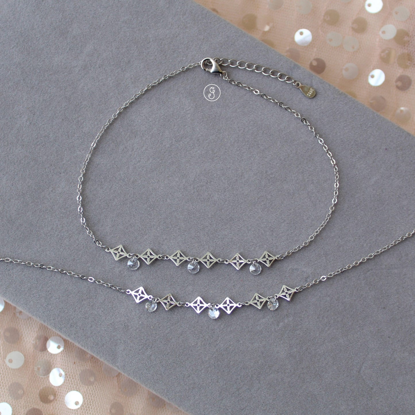 92.5 Sterling Silver Pair of elegant Anklets