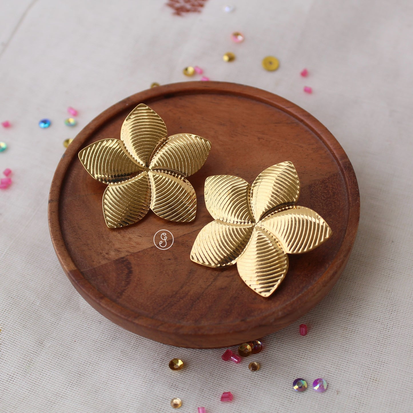 Golden flower Design Anti-tarnish Big Studs