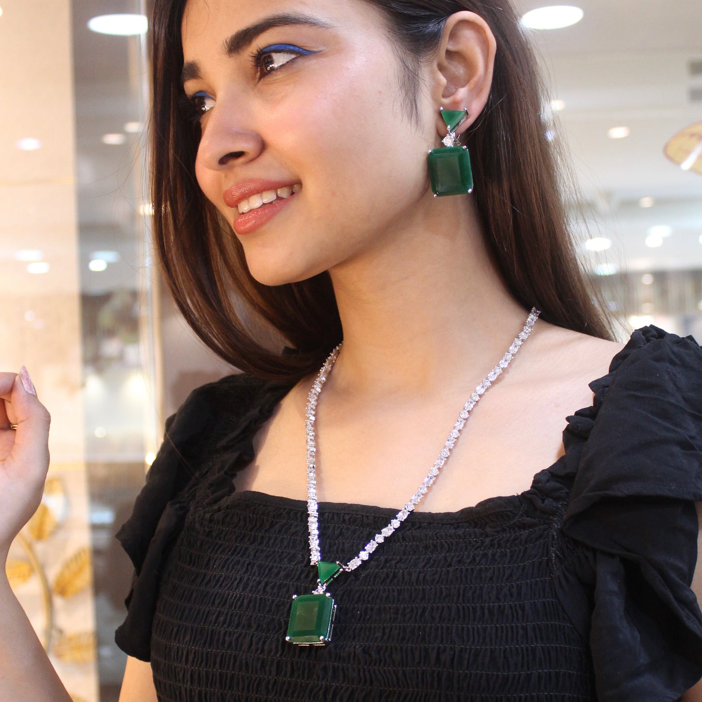 Luxurious Emerald Green Stone & CZ Diamonds Set