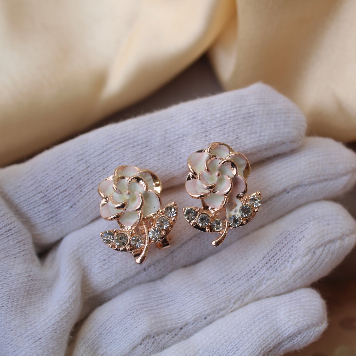 White Flower Design Stud Earrings