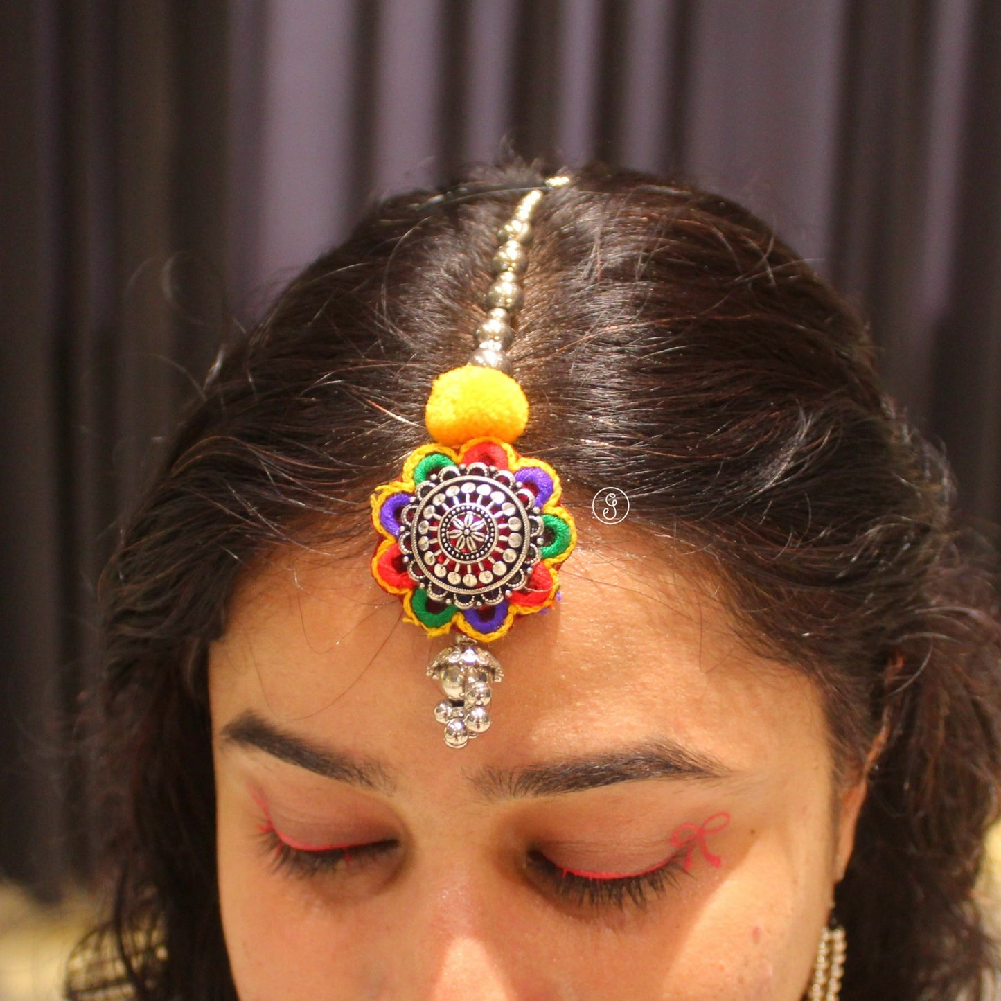 Beautiful flower Design Gamthi Maang Tika