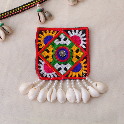 Gamthi Embroidered Patch With Shells Work