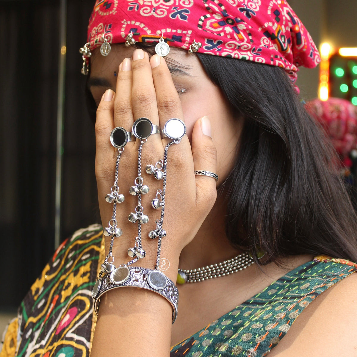 Mirrors & Ghungroo Hathphool Bracelet (Single)