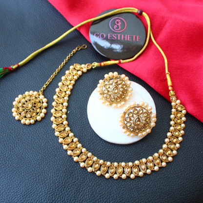 Golden Necklace Set With Maang Tika