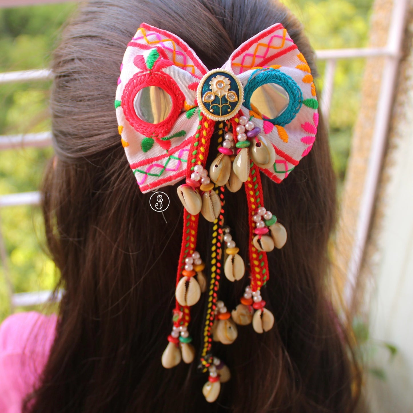 Fabulous Hair Bow Clip With Shells Strings