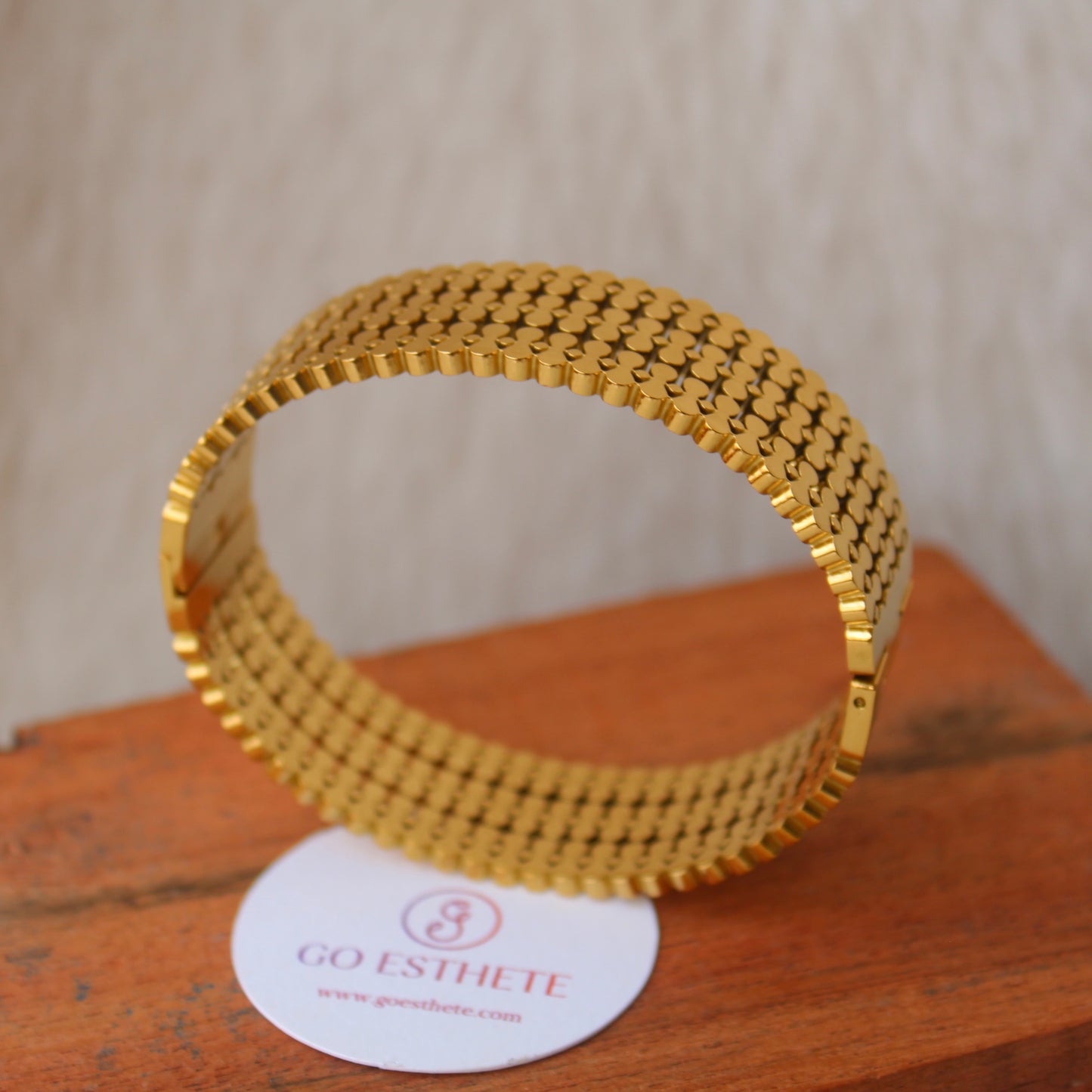 Premium Golden Stainless Steel Anti-Tarnish Bracelet