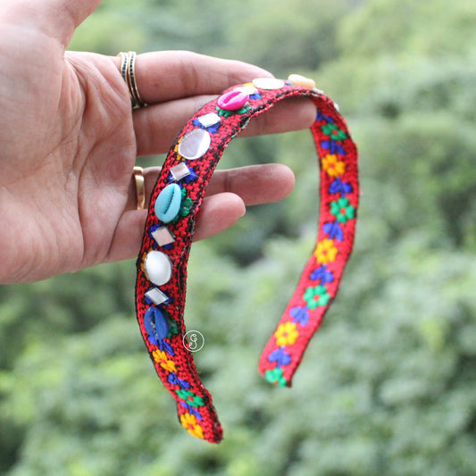 Pretty Gamthi Work Colourful Hairband