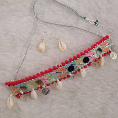 Pretty Shells & Mirrors Work Choker Set