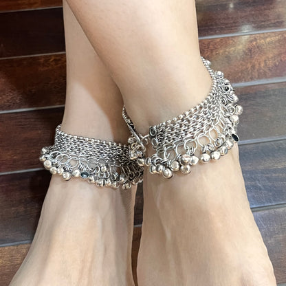 Jhanjhariya Ghungroo Work Pair of Anklets