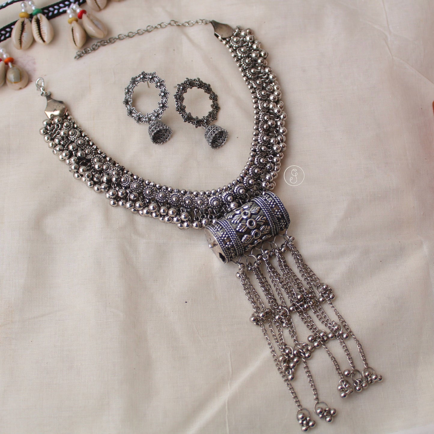 Attractive Oxidised Silver Necklace Set