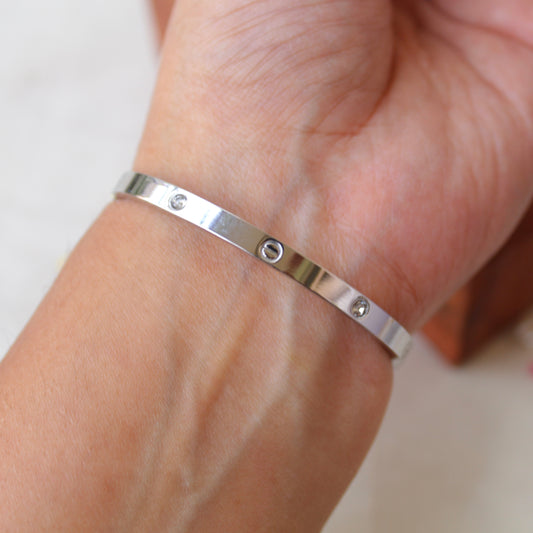 Silver Anti-Tarnish Sleek Bracelet (Small Size)