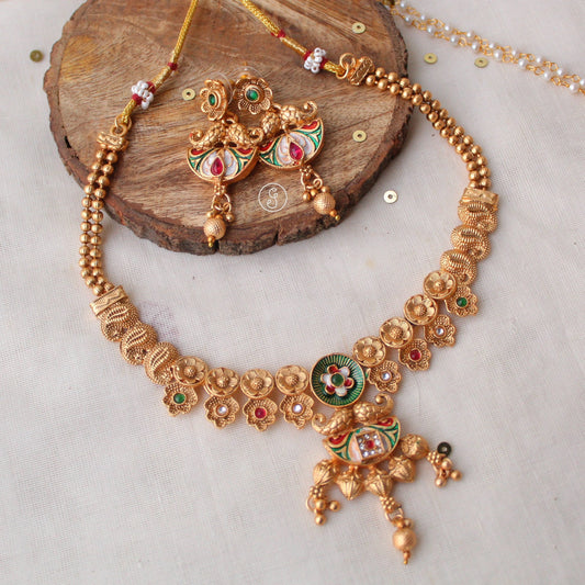 Antique Golden Traditional Necklace Set