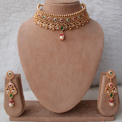 Gold Plated Brass Choker Set With Maang Tika