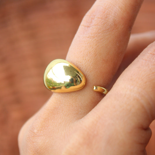 Golden Anti-Tarnish Designer Finger Ring