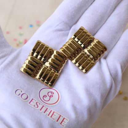 Wonderful Golden Anti-tarnish Big Studs