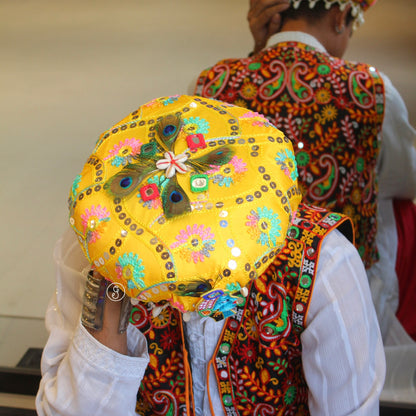 Yellow Multicolour Pagdi with Shells, Feathers & Krishna Motif