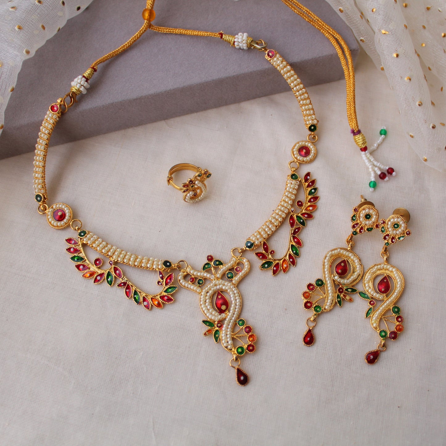 Handcrafted Heritage Pacchi Necklace Set