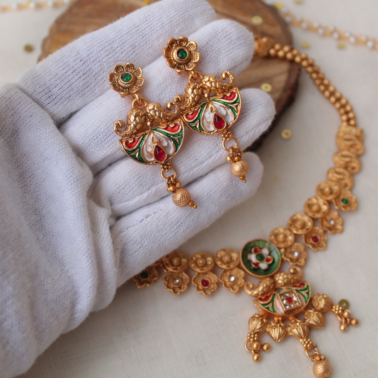 Antique Golden Traditional Necklace Set