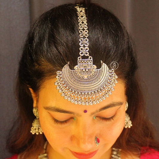 Stunning Broad Afgani Maang Tika