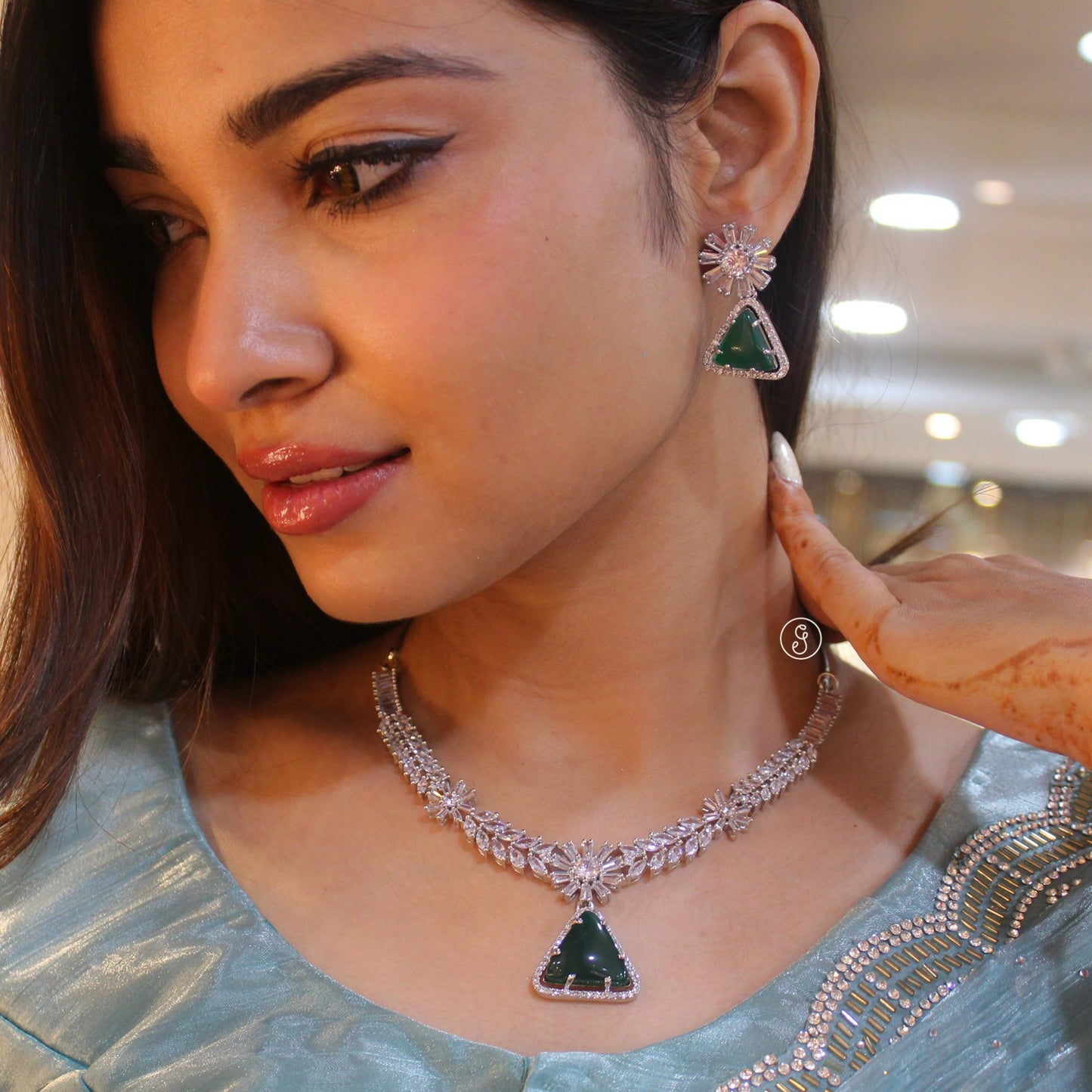 Silver-Toned Emerald & CZ Diamond Necklace Set