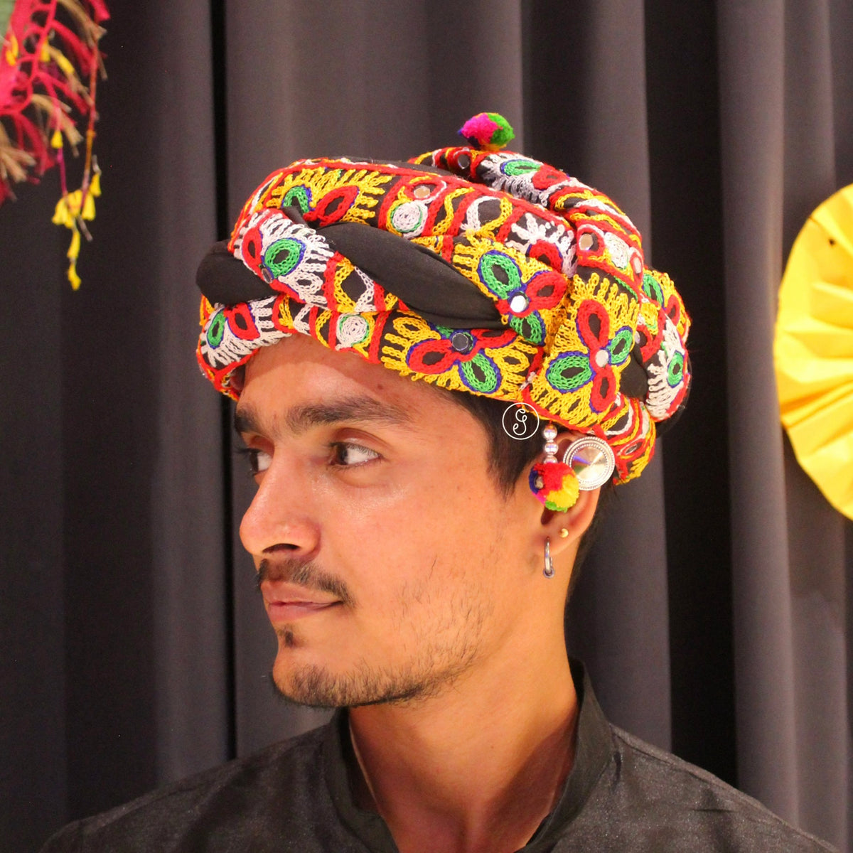 Black Gamthi Style Multicoloured Embroidered Pagdi