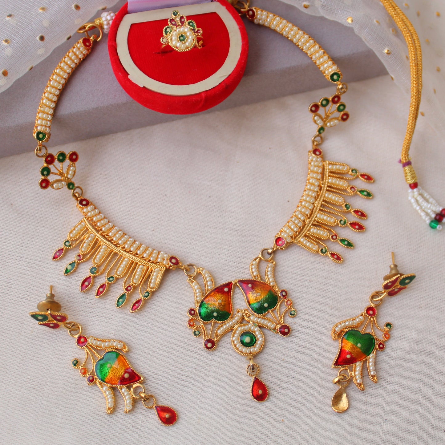 Handcrafted Heritage Pacchi Necklace Set