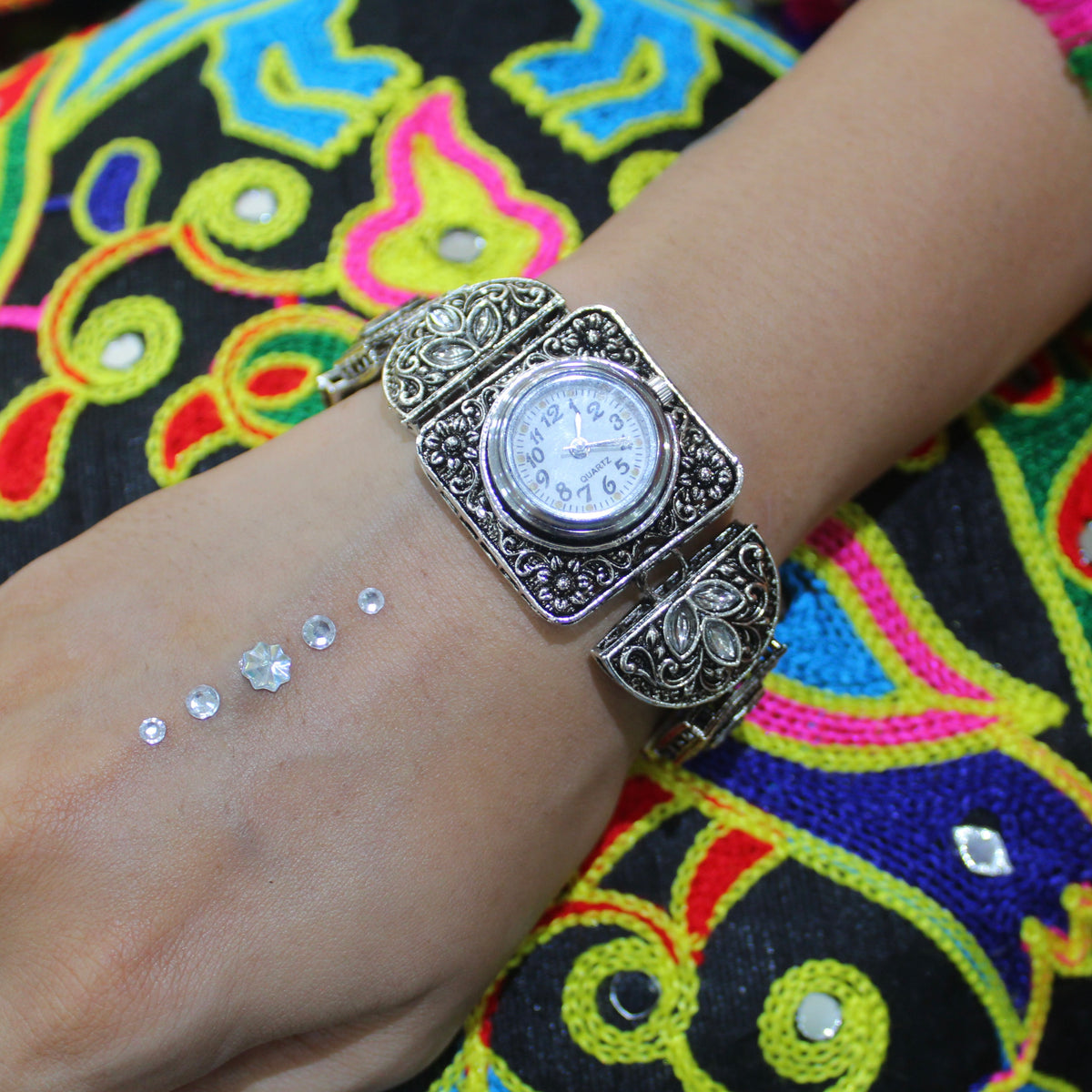 Oxidized Silver Festive Watch