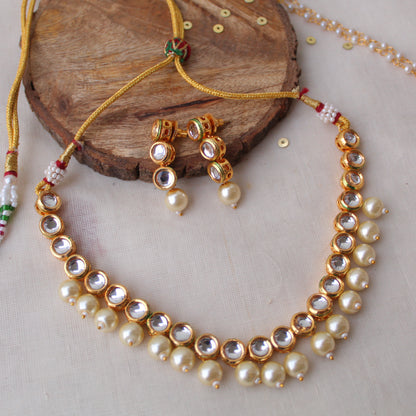 Elegant & Evergreen Kundan & Pearls Necklace Set