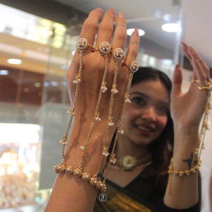 Antique Gold Kashmiri Hathful Hand Accessory (Single)