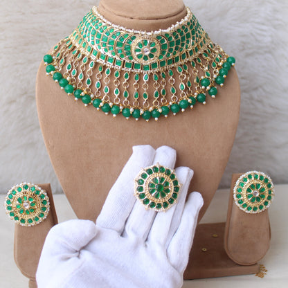 Fabulous Green Choker Set With Adjustable Ring