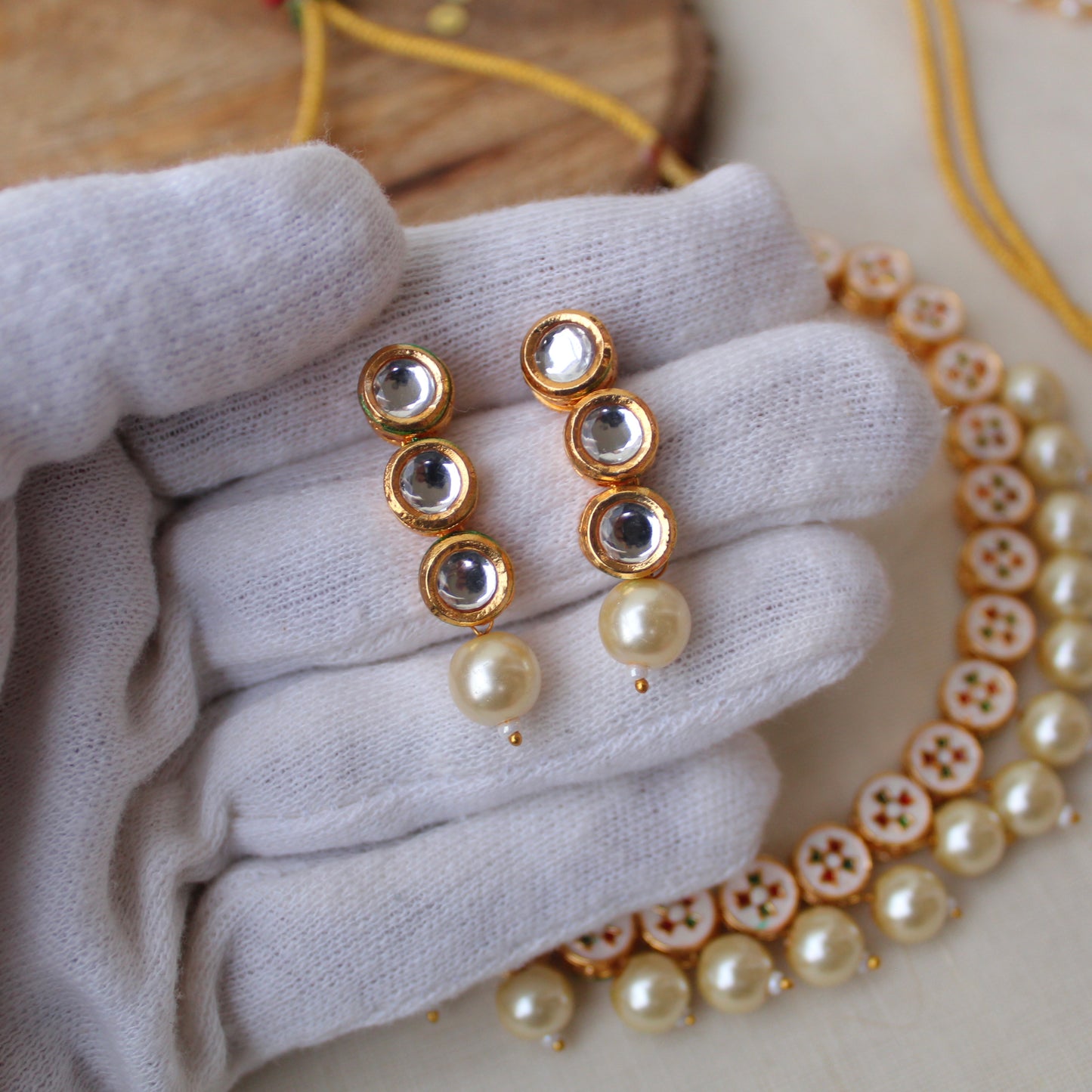 Elegant & Evergreen Kundan & Pearls Necklace Set