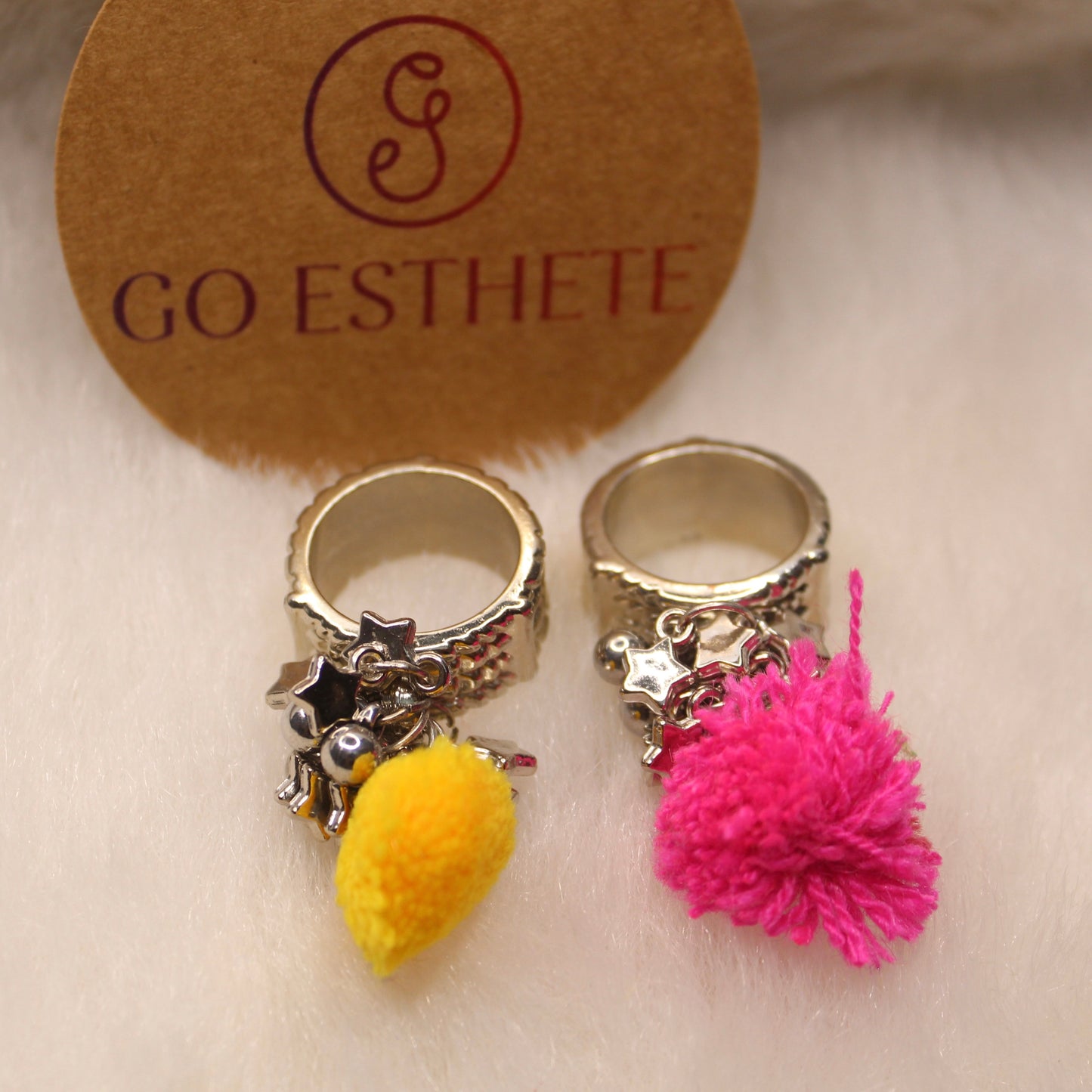 (Set of 2) Pom-Pom Finger Rings