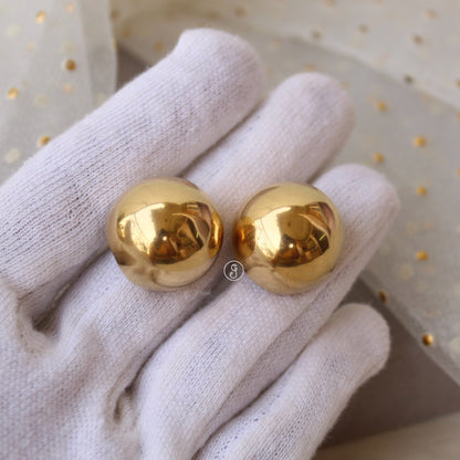 Golden Anti-Tarnish Celeb-favourite Ball Studs